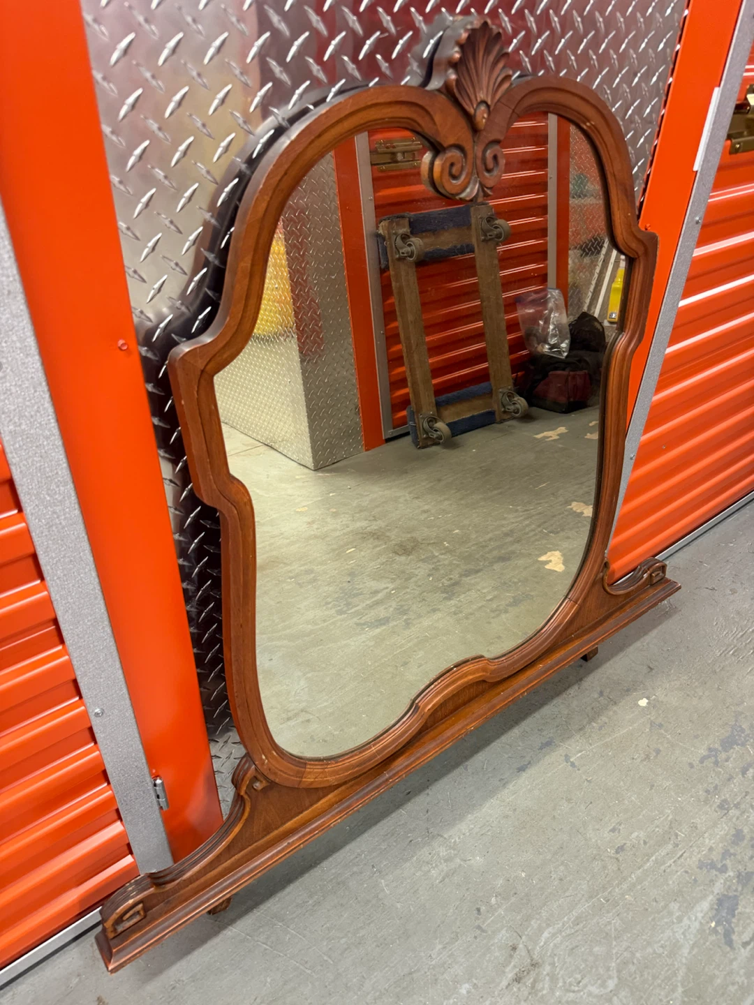 Antique Vintage Mirror – Excellent Condition - photo 2