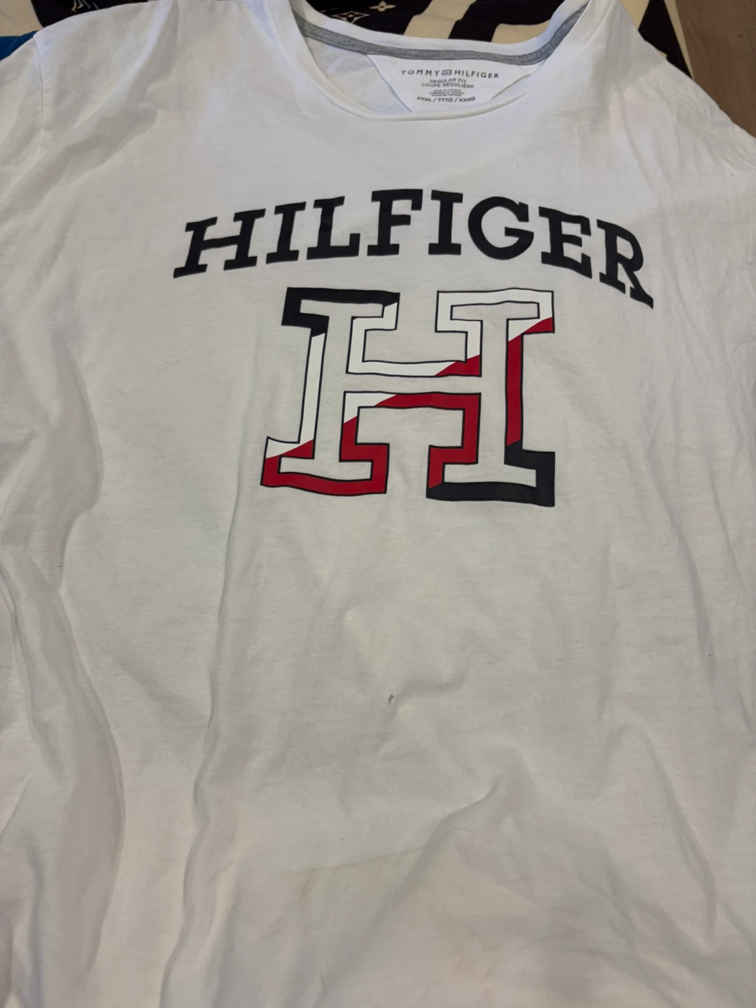 Lot of 4 Tommy Hilfiger Shirts fits like xl  50 for all - photo 2