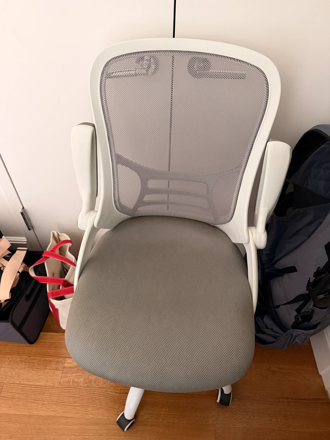 White Back White Mesh Ergonomic Office Chair Flip-up Arms