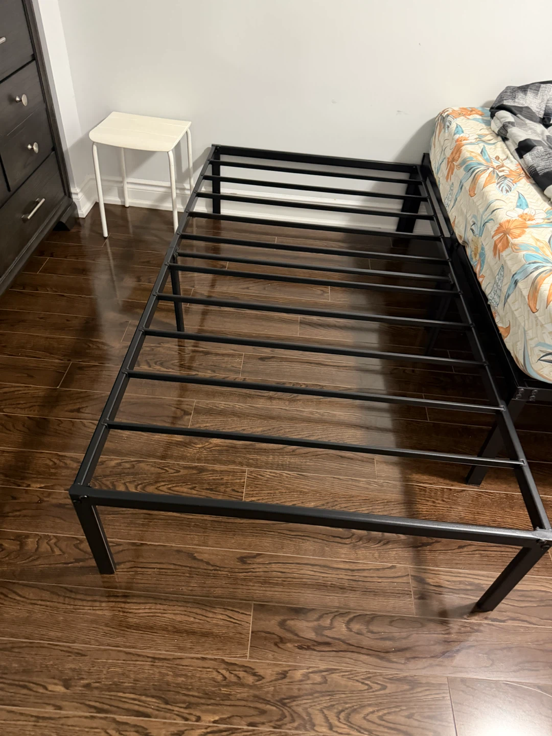 Awesofurni single Size 14 Inch Metal Bed Frame