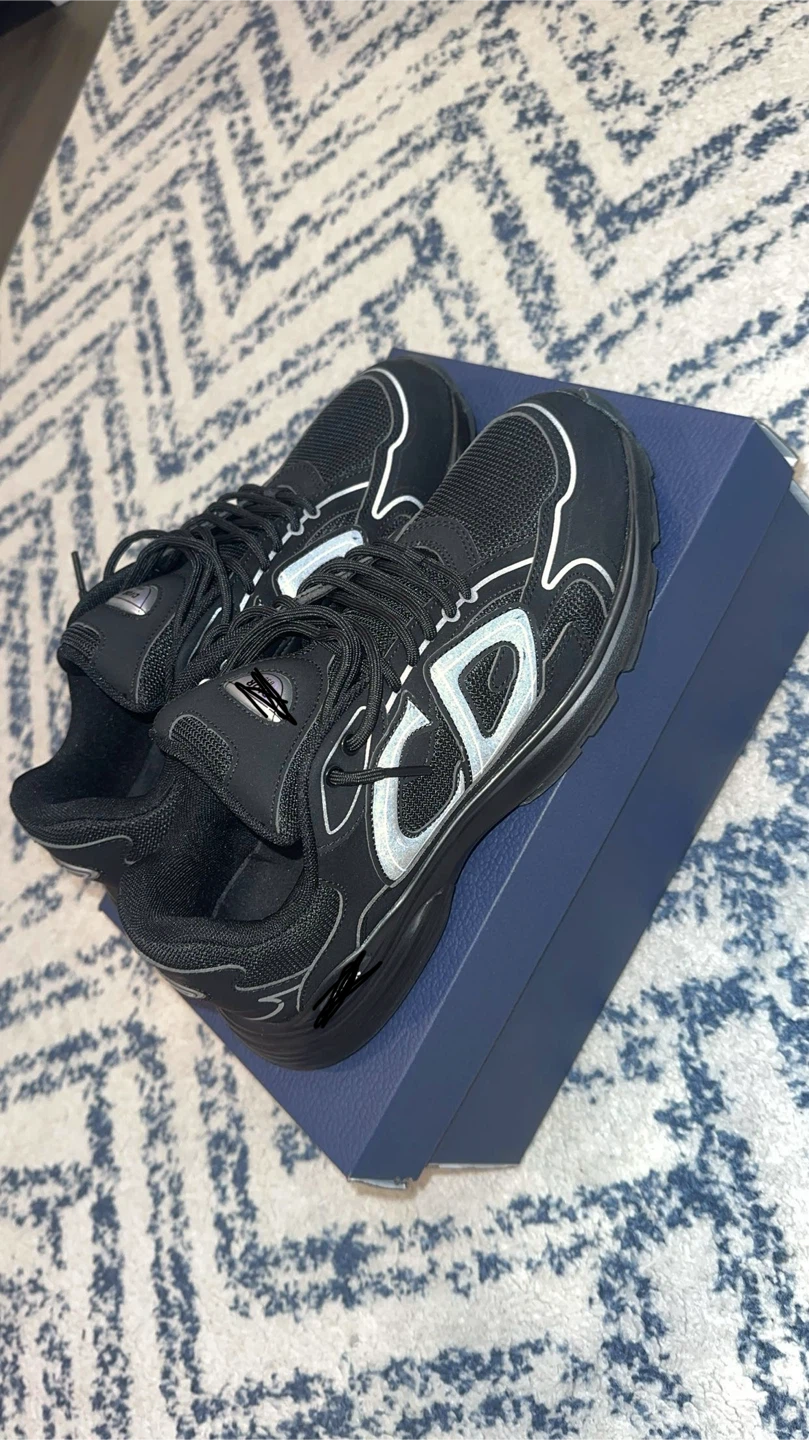 B30 Sneakers in Black - photo 3