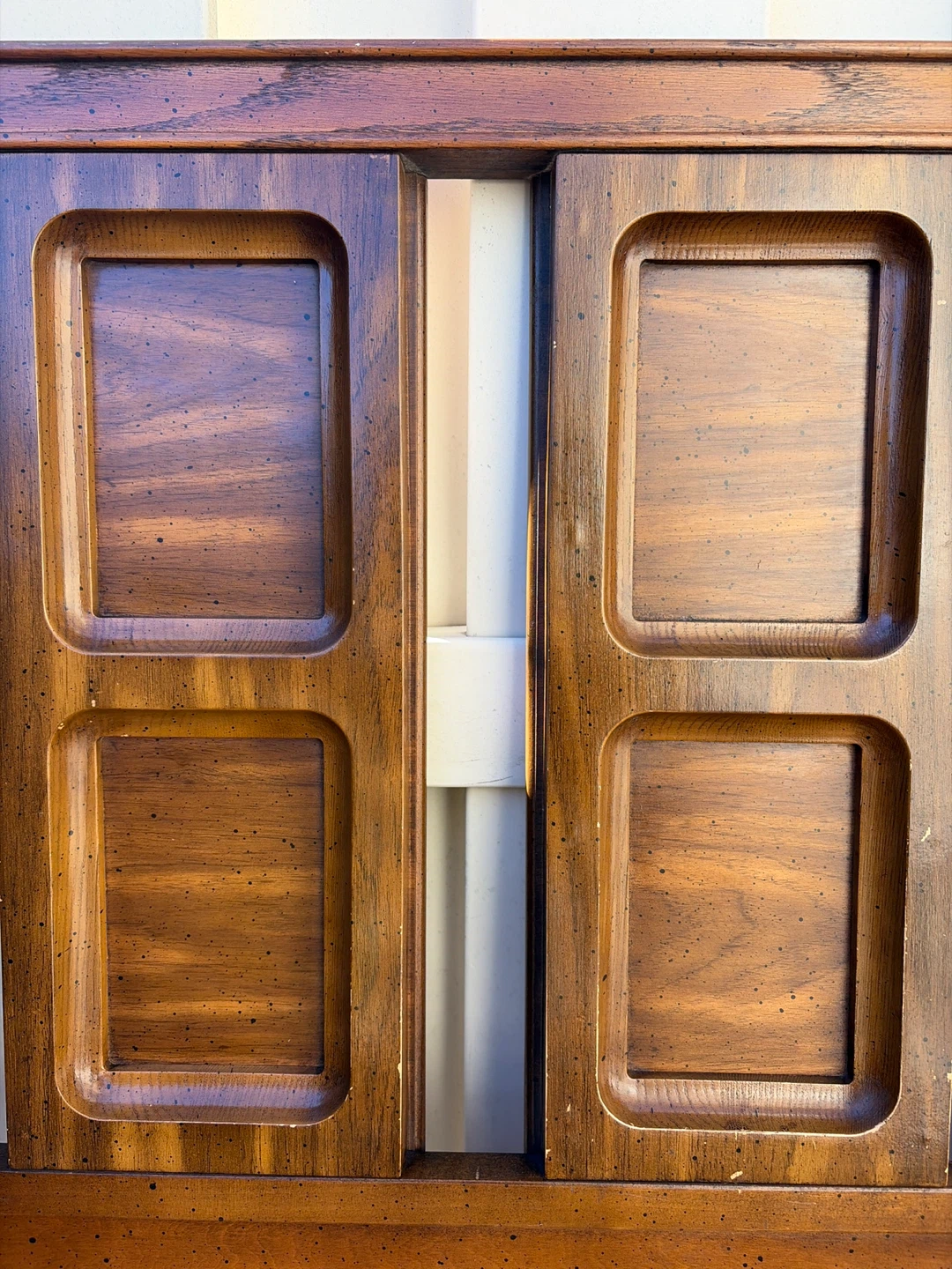 Mid-Century 1960s Headboard (Broyhill Emphasis collection) - photo 4