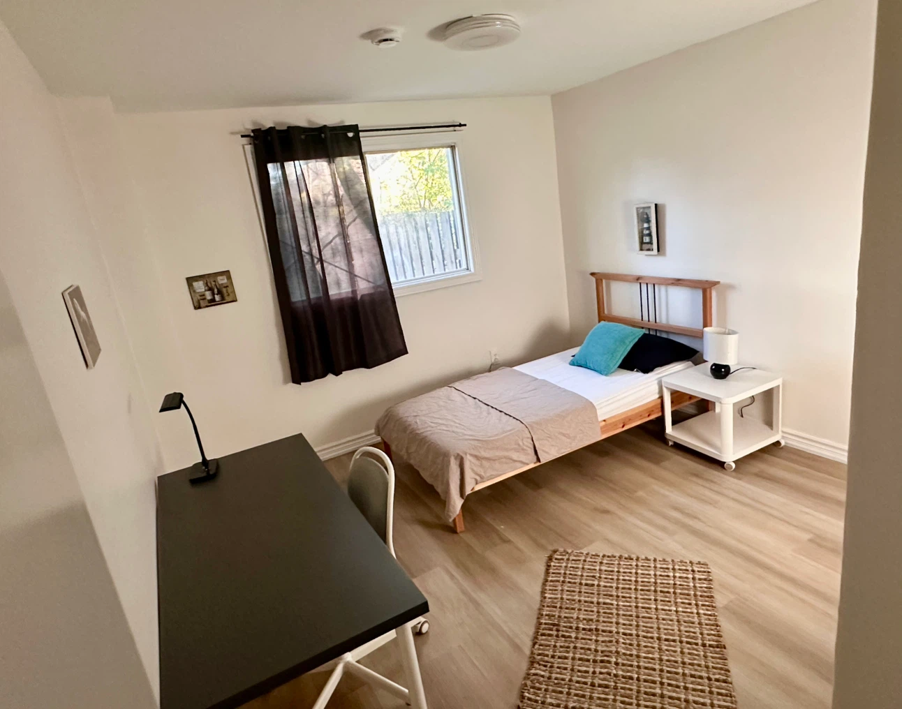 Private room for rent