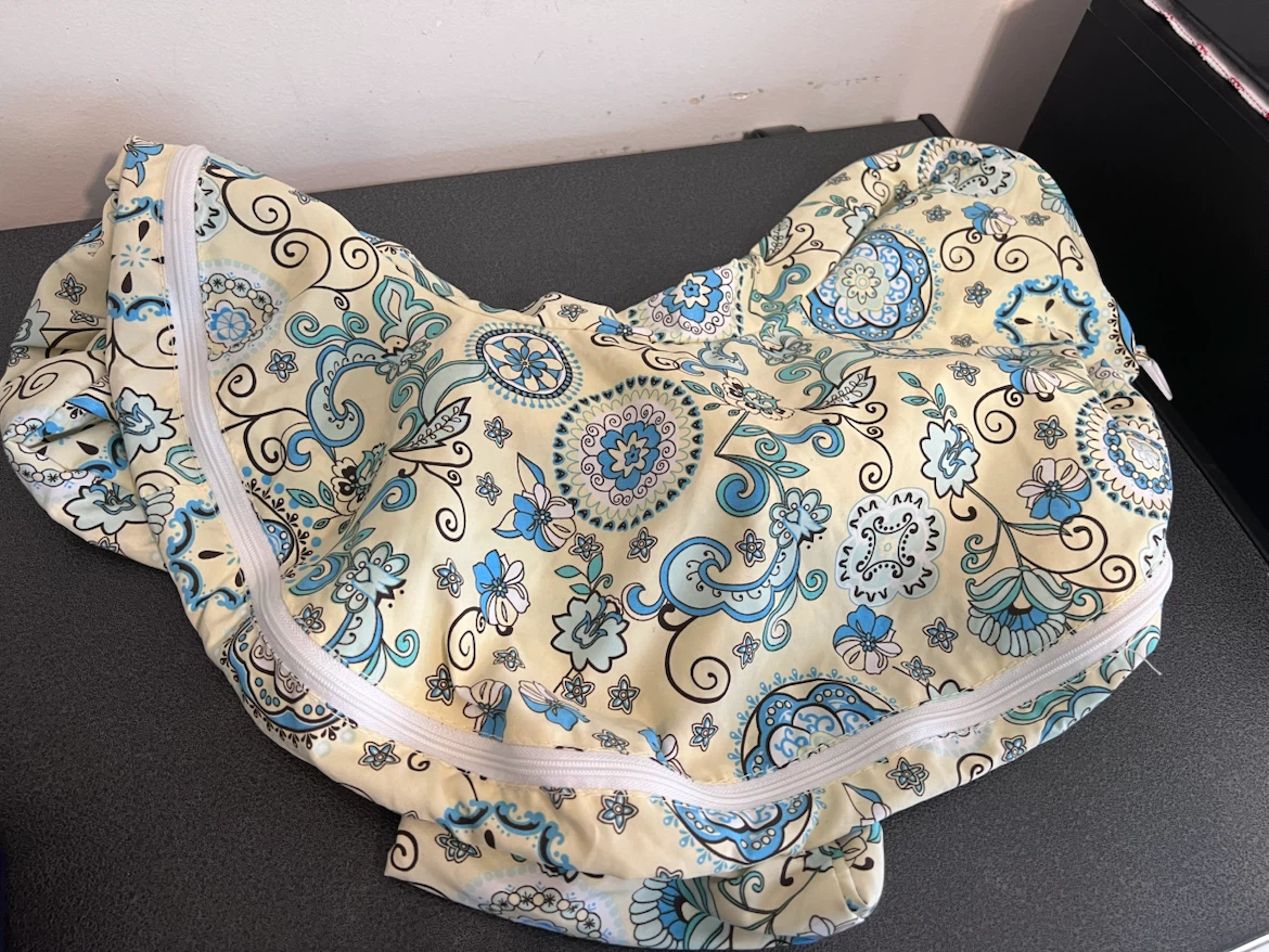 My Brest Friend Original Nursing Pillow Slipcover – Brand New - photo 4