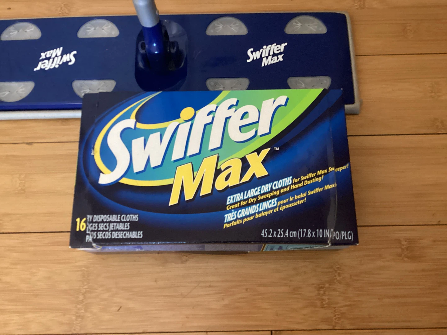 Swiffer Max Sweeper with Extra Large Dry Cloths - photo 3