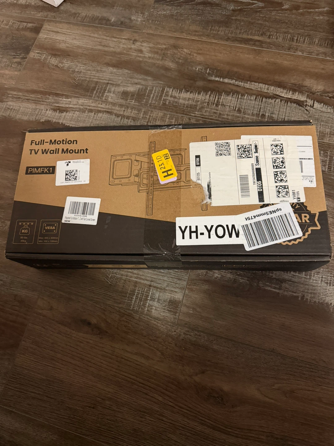 Full-Motion TV Wall Mount