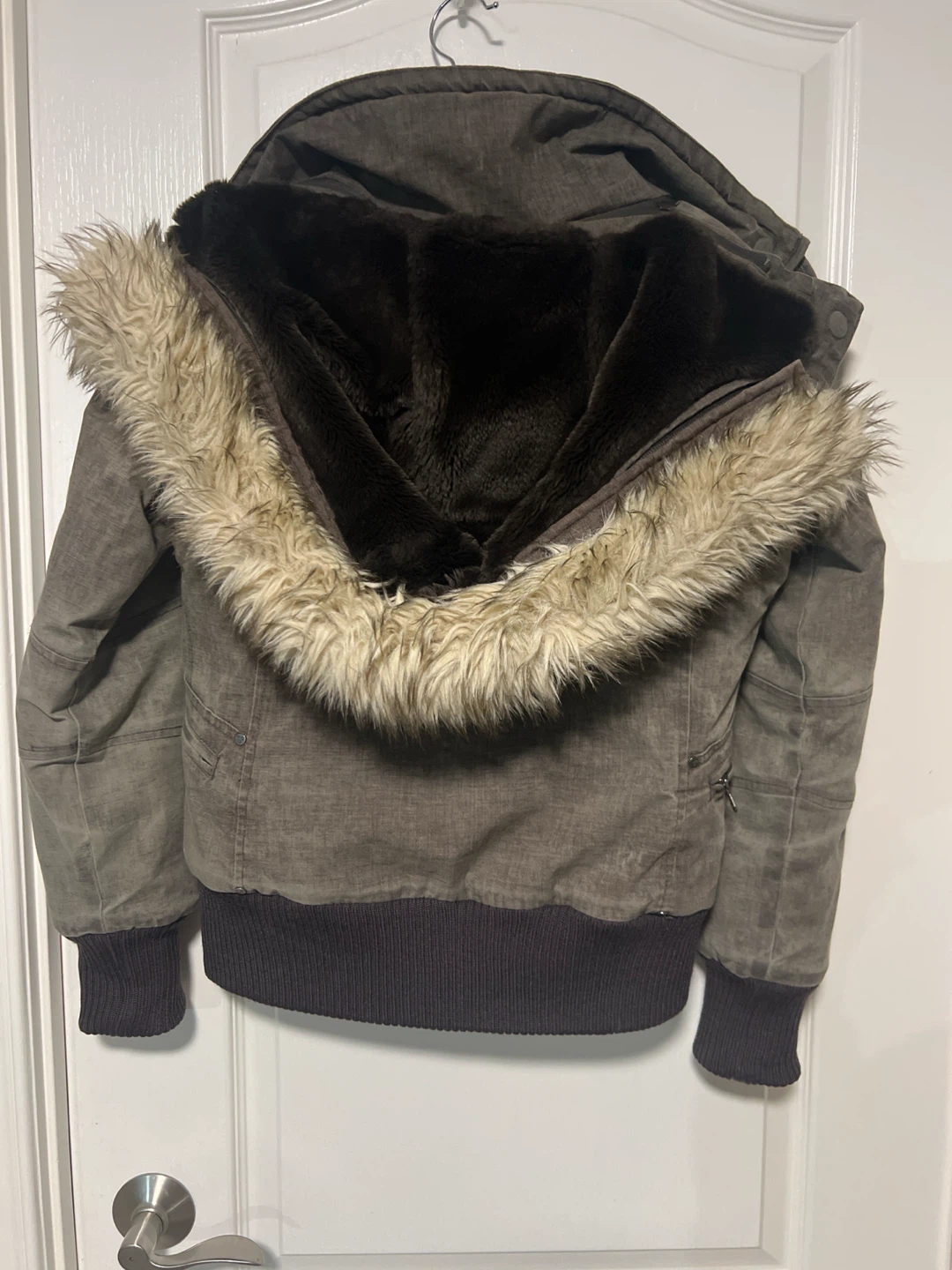 TNA Hooded Winter Jacket - photo 2