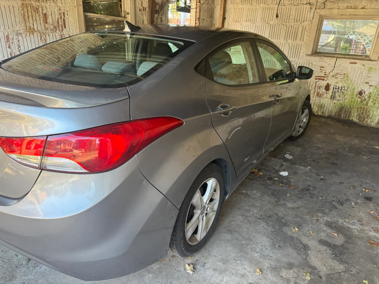 Hyundai Elantra Sedan - photo 5
