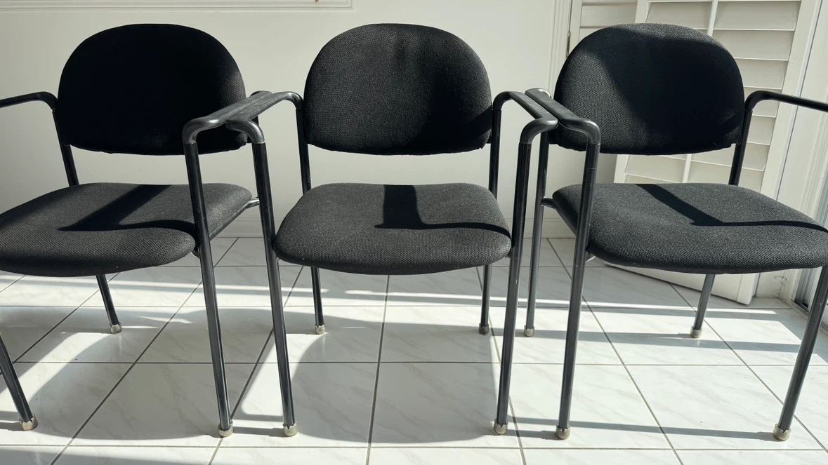 Set of 4 Black Office Chairs - photo 3