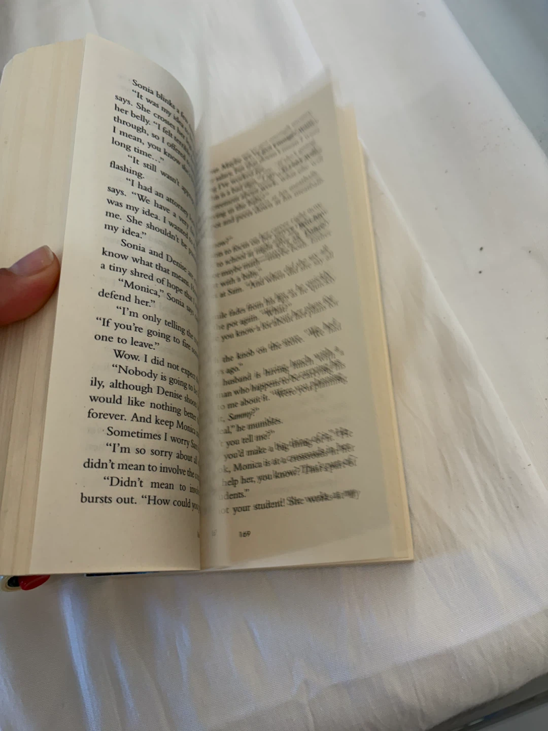 The Surrogate Mother by Freida McFadden - photo 3