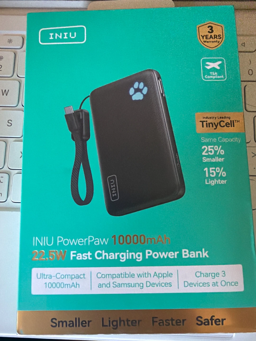 INIU PowerPaw 10000mAh 22.5W Fast Charging Power Bank