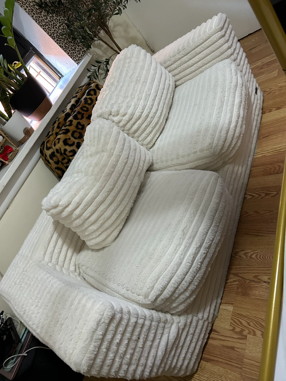 White Corduroy Loveseat - photo 2