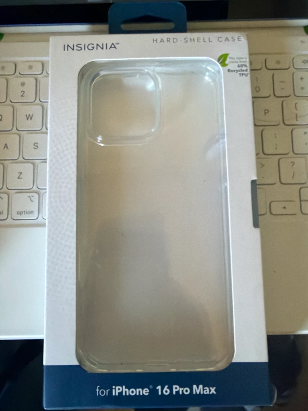 Insignia Hard-Shell Case for iPhone 16 Pro Max