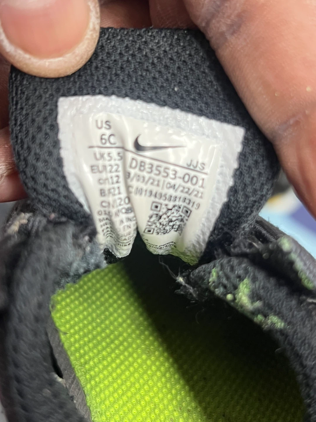 Nike Toddler Shoes Black/Green Size 6C - photo 3