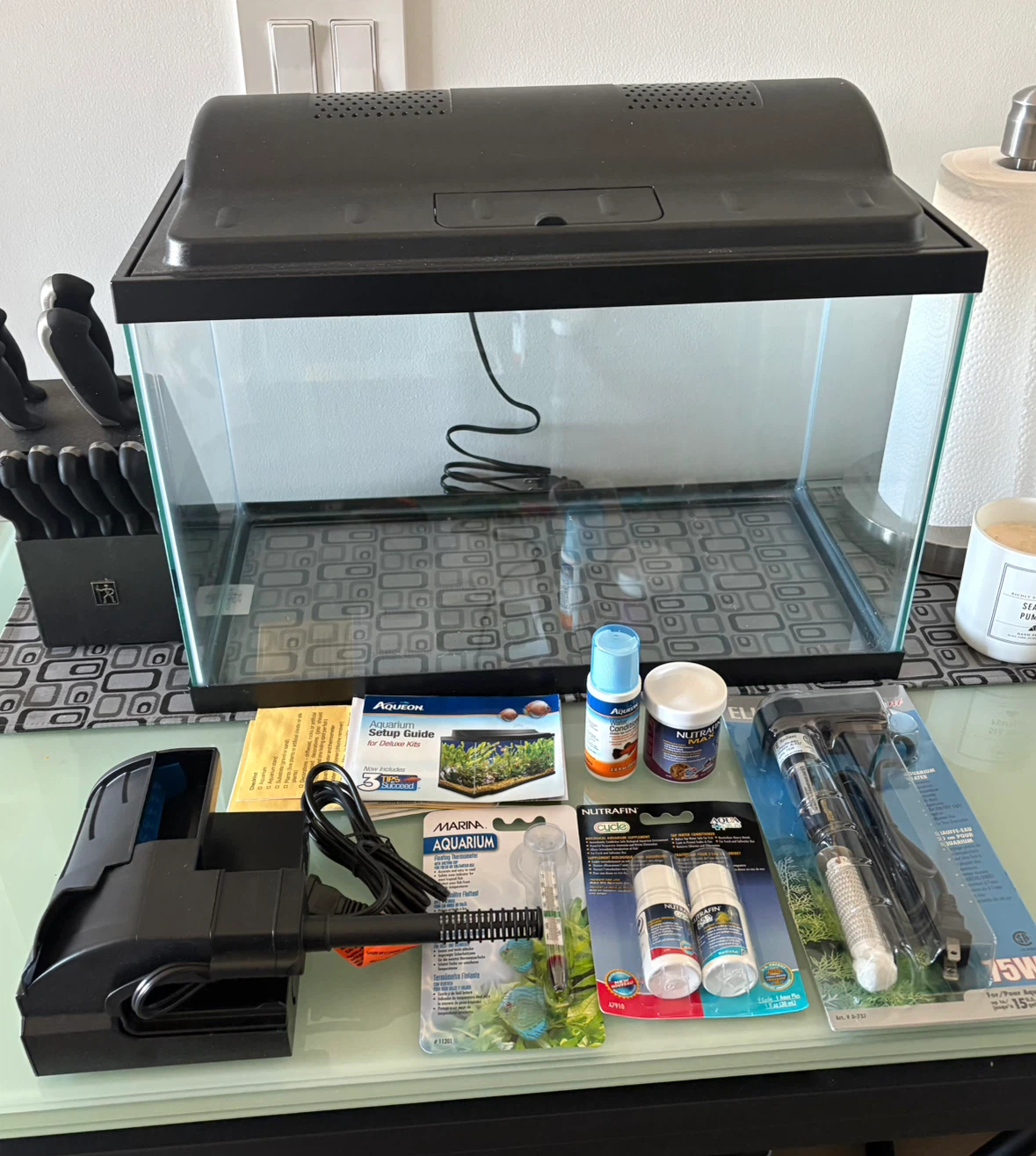 Aqueon Aquarium Starter Kit with Accessories