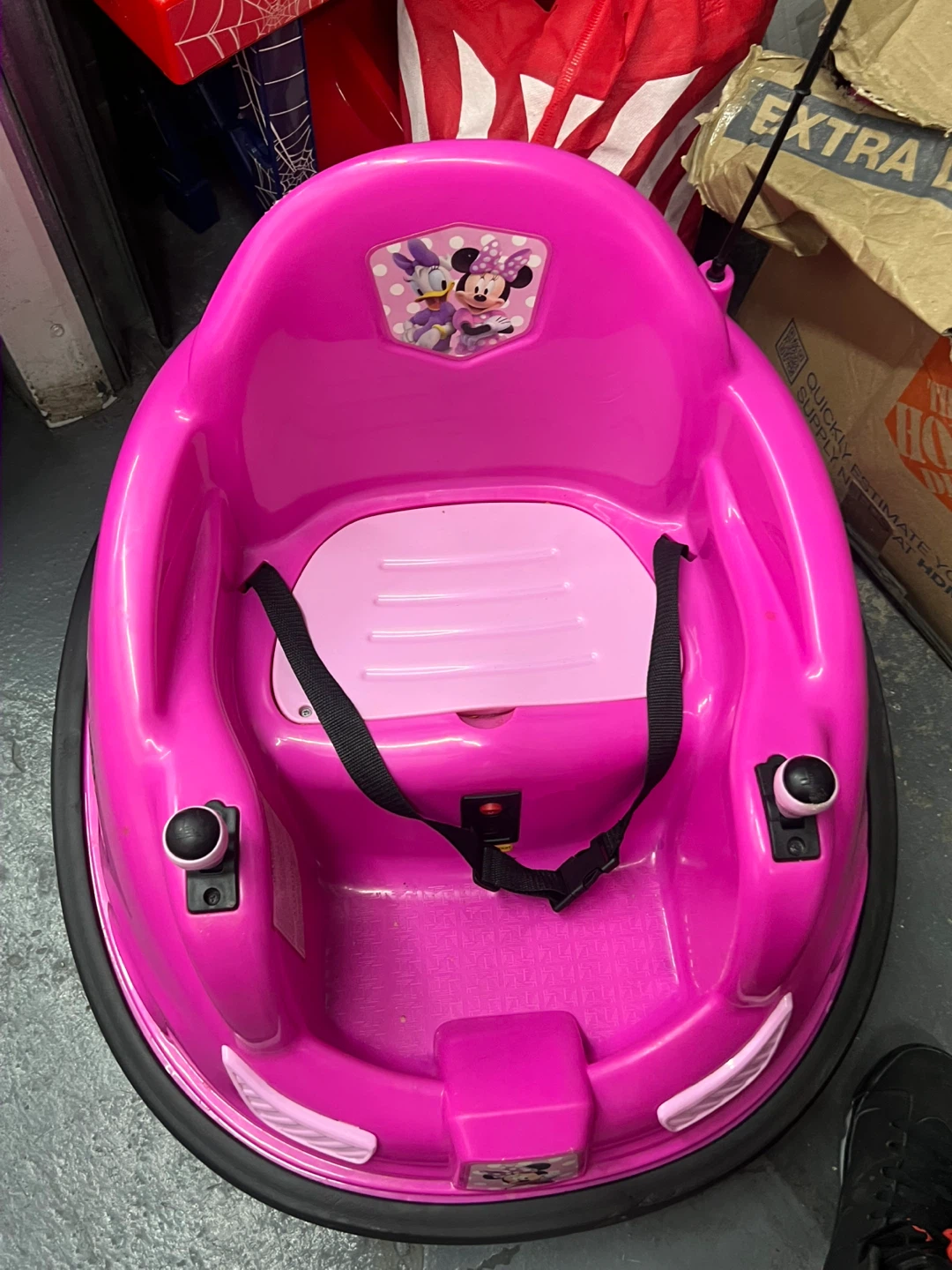 Flybar 6V Bumper Car and Minnie Mouse Bumper Car
