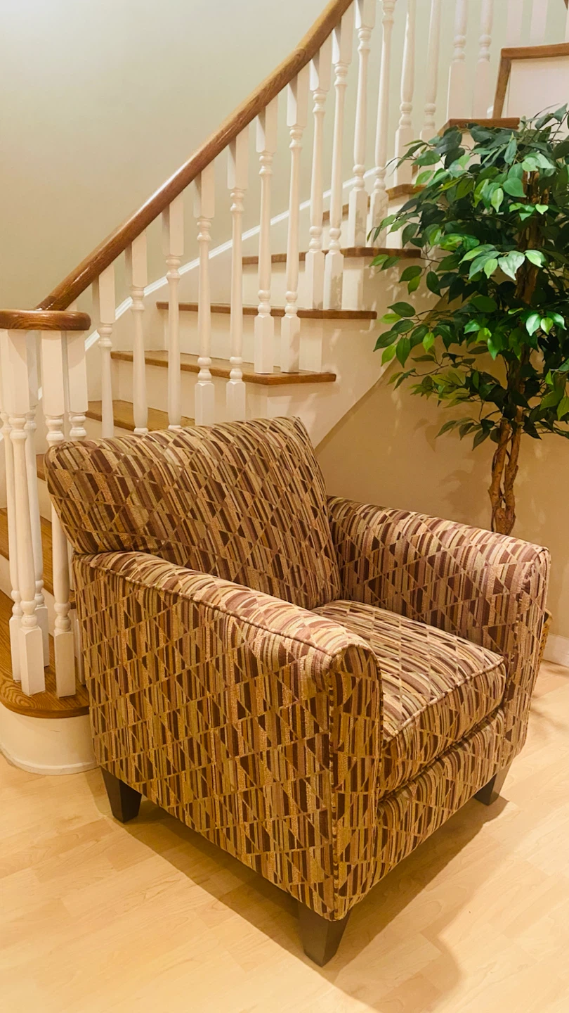 Accent Chair - photo 2