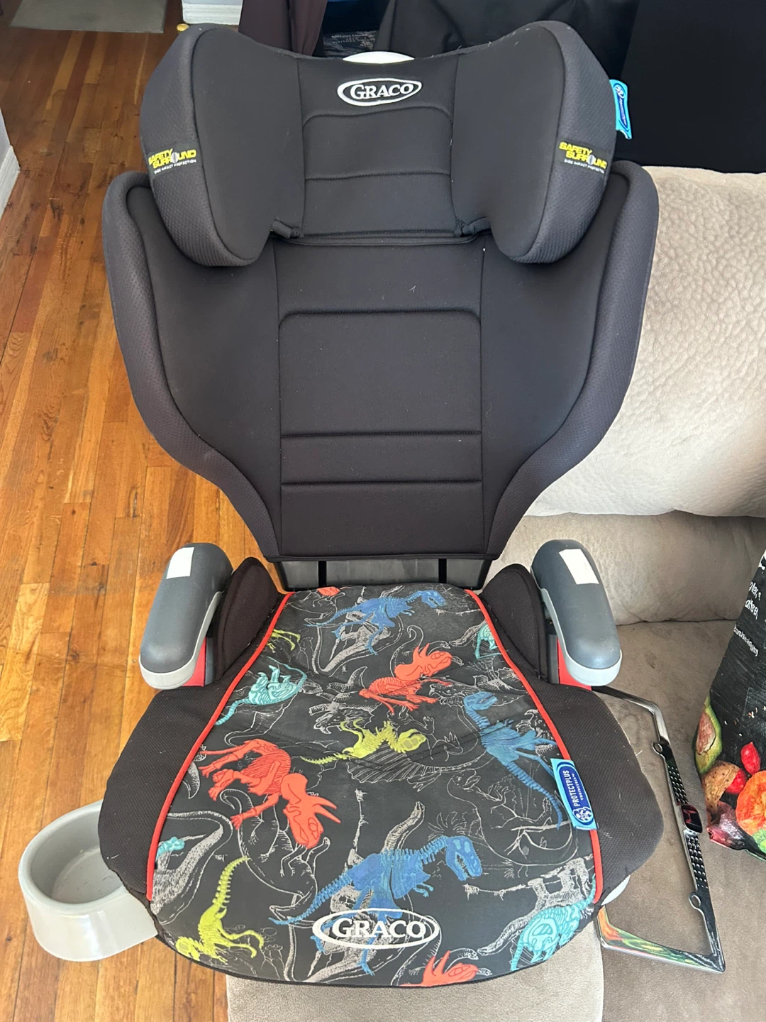 Graco Booster Car Seat - Dinosaur Pattern - photo 2
