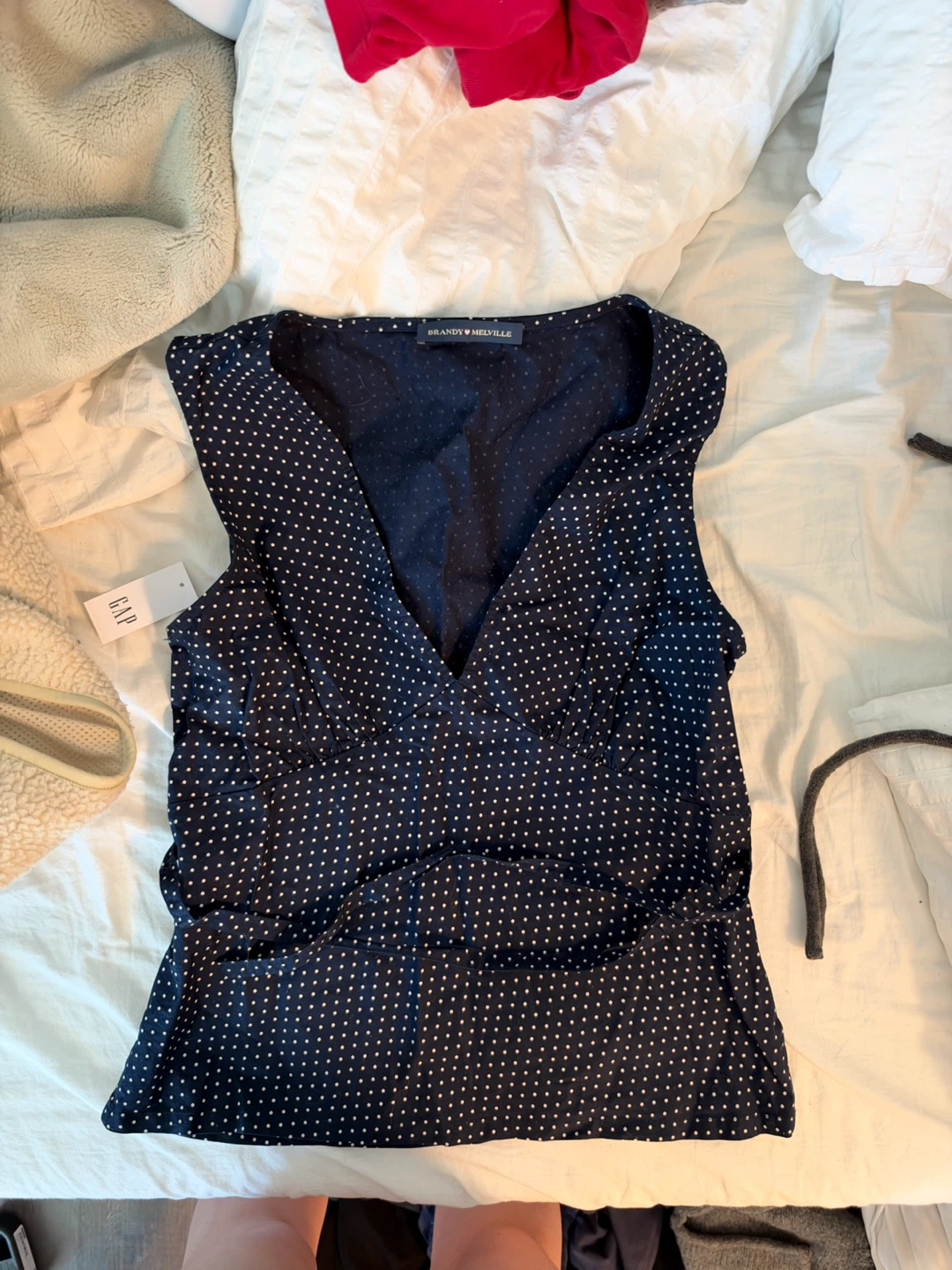 BUNDLE OF BRANDY MELVILLE TOPS - photo 2