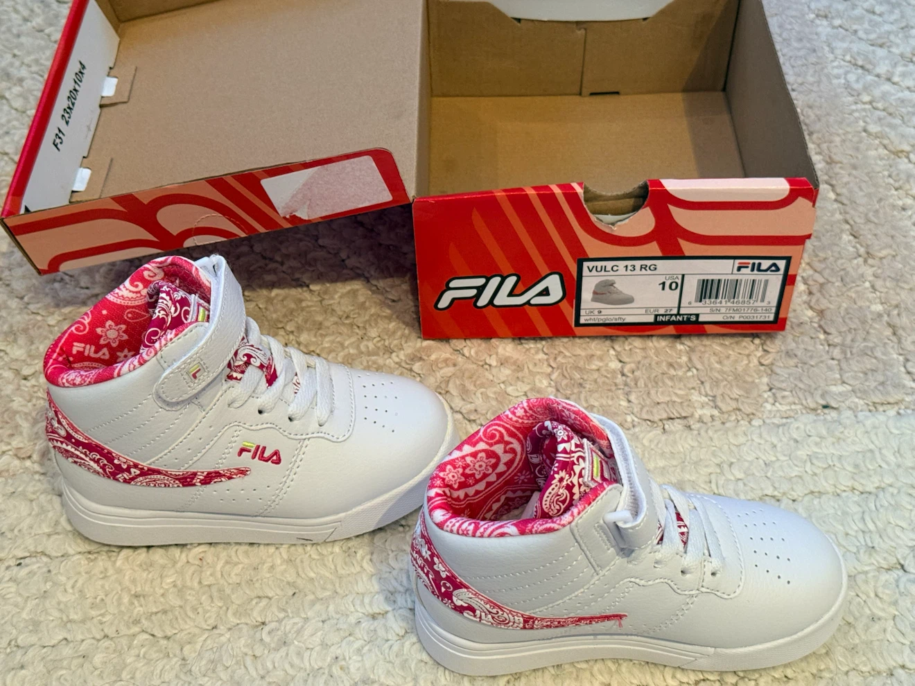 *BRAND NEW*Fila Infant High-Top Sneakers Size 10