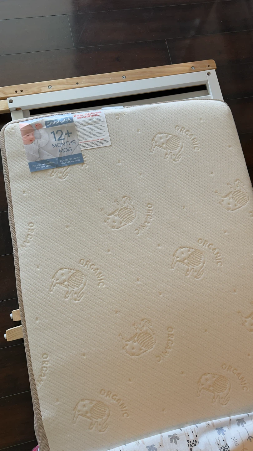 Convertible Crib and Simmons Organic Mattress - photo 5