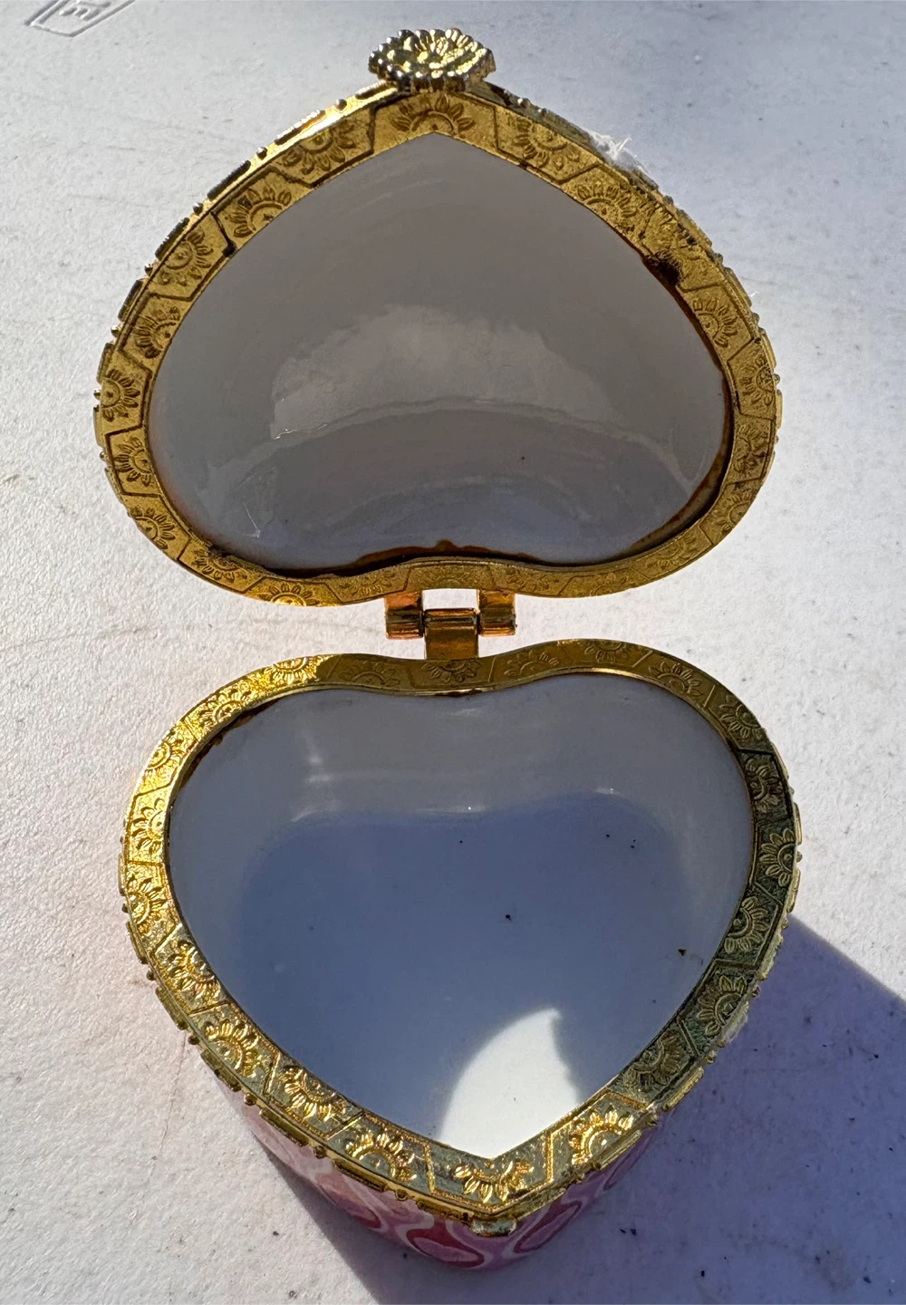 Heart Shaped Trinket Box - photo 2