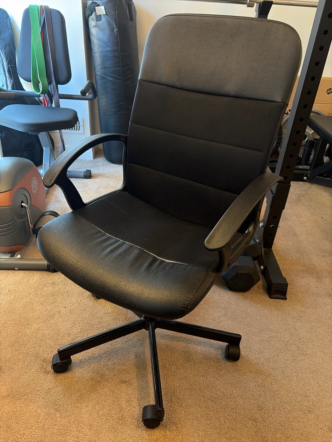 Black office desk chair