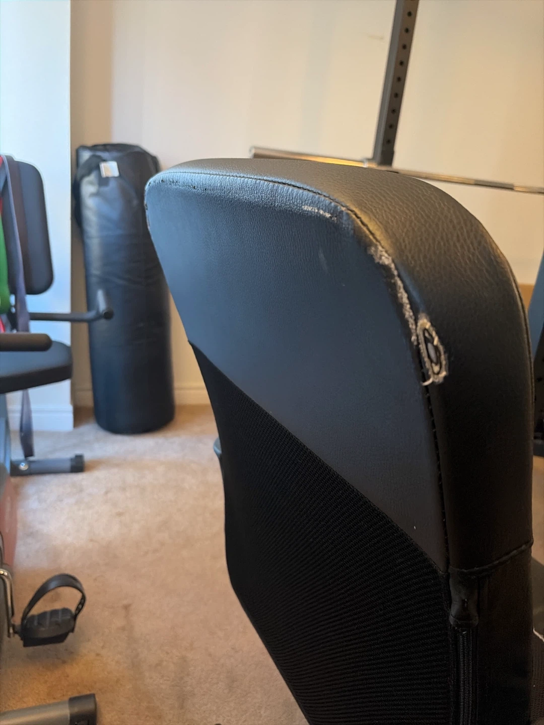 Black office desk chair - photo 3