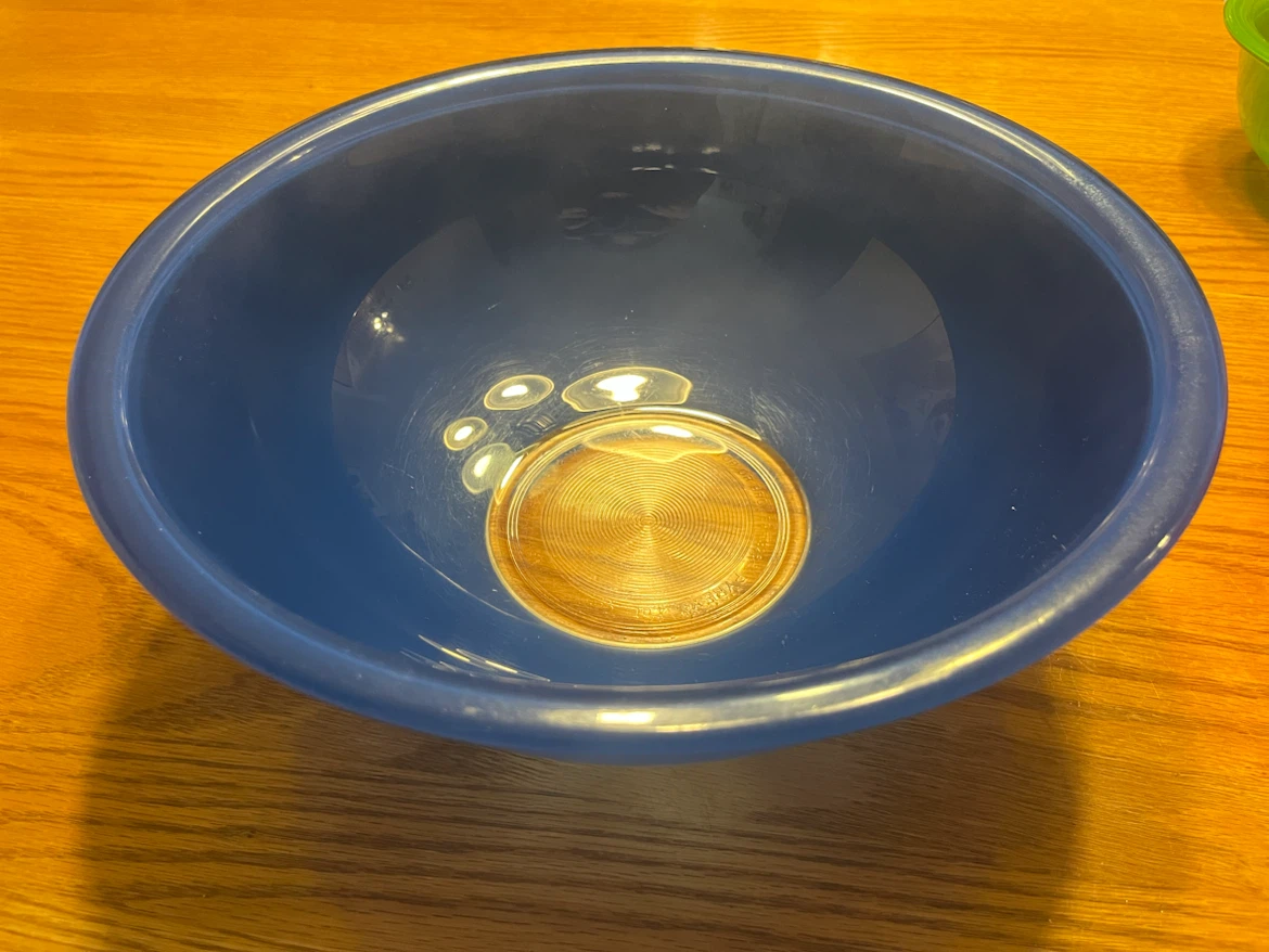 Set of Pyrex mixing bowls - photo 4