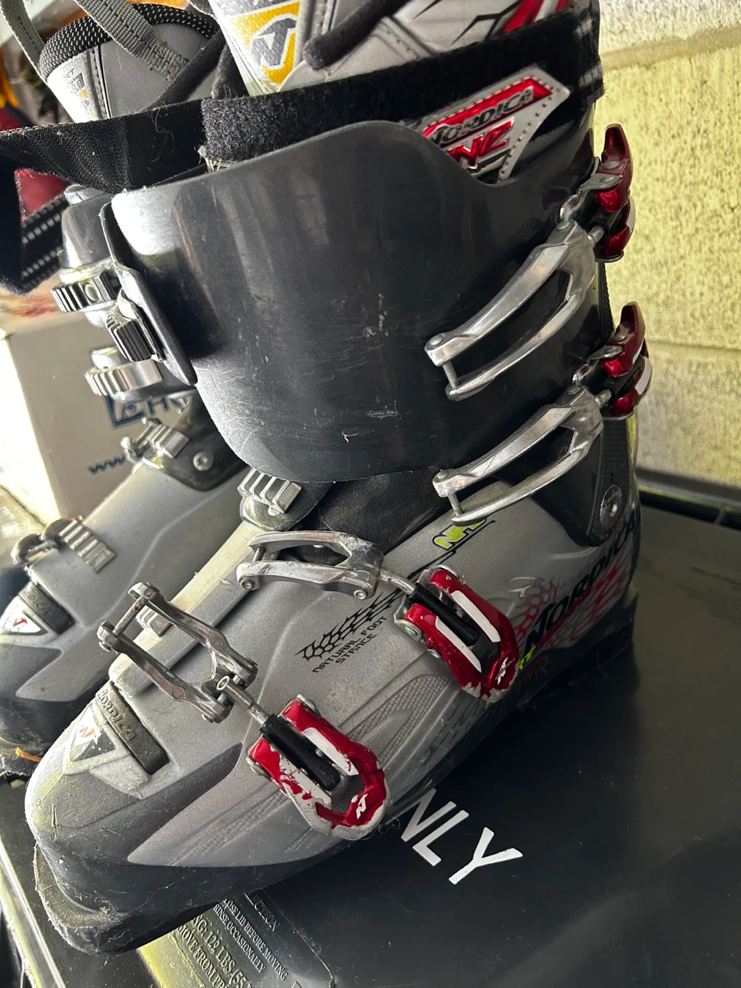 Nordica Comfort Fit Ski Boots - photo 3