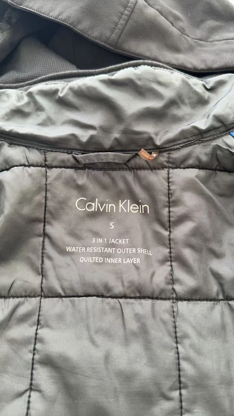 LIKE NEW Calvin Klein 3-in-1 softshell men’s Jacket Small - photo 3