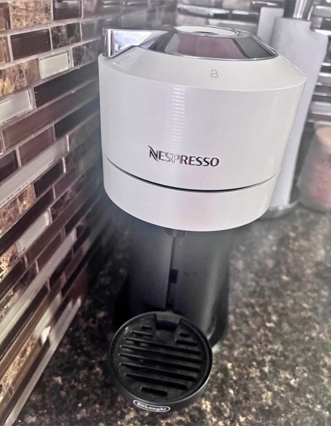 Nespresso Vertuo Next Coffee Machine - photo 2