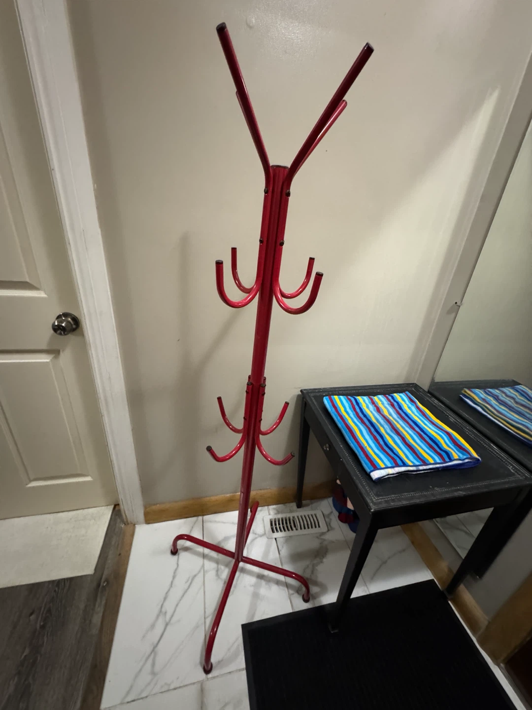 Kids Red Metal Coat Rack