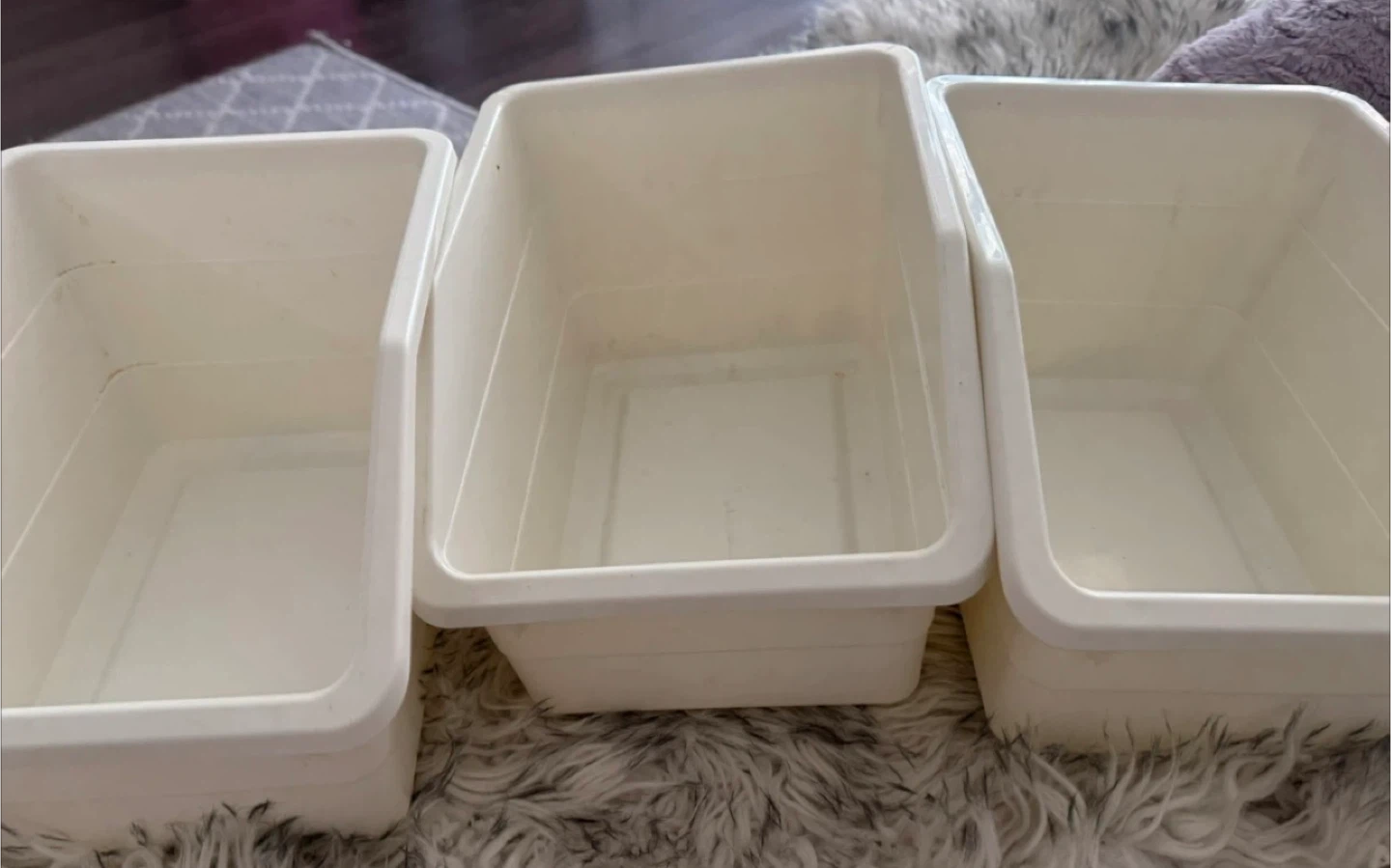 Set of 3 White Plastic Storage Bins