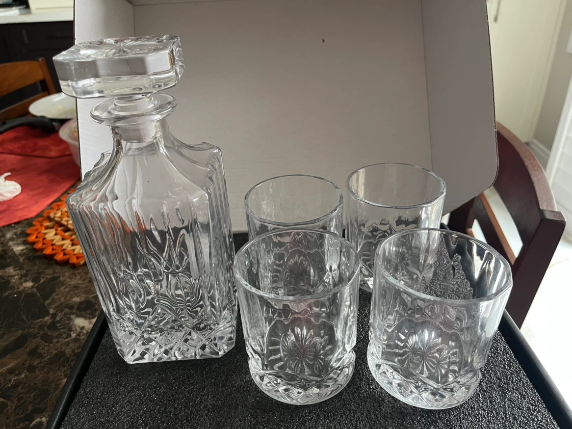 HG DECANTER with 4 glasses - photo 2