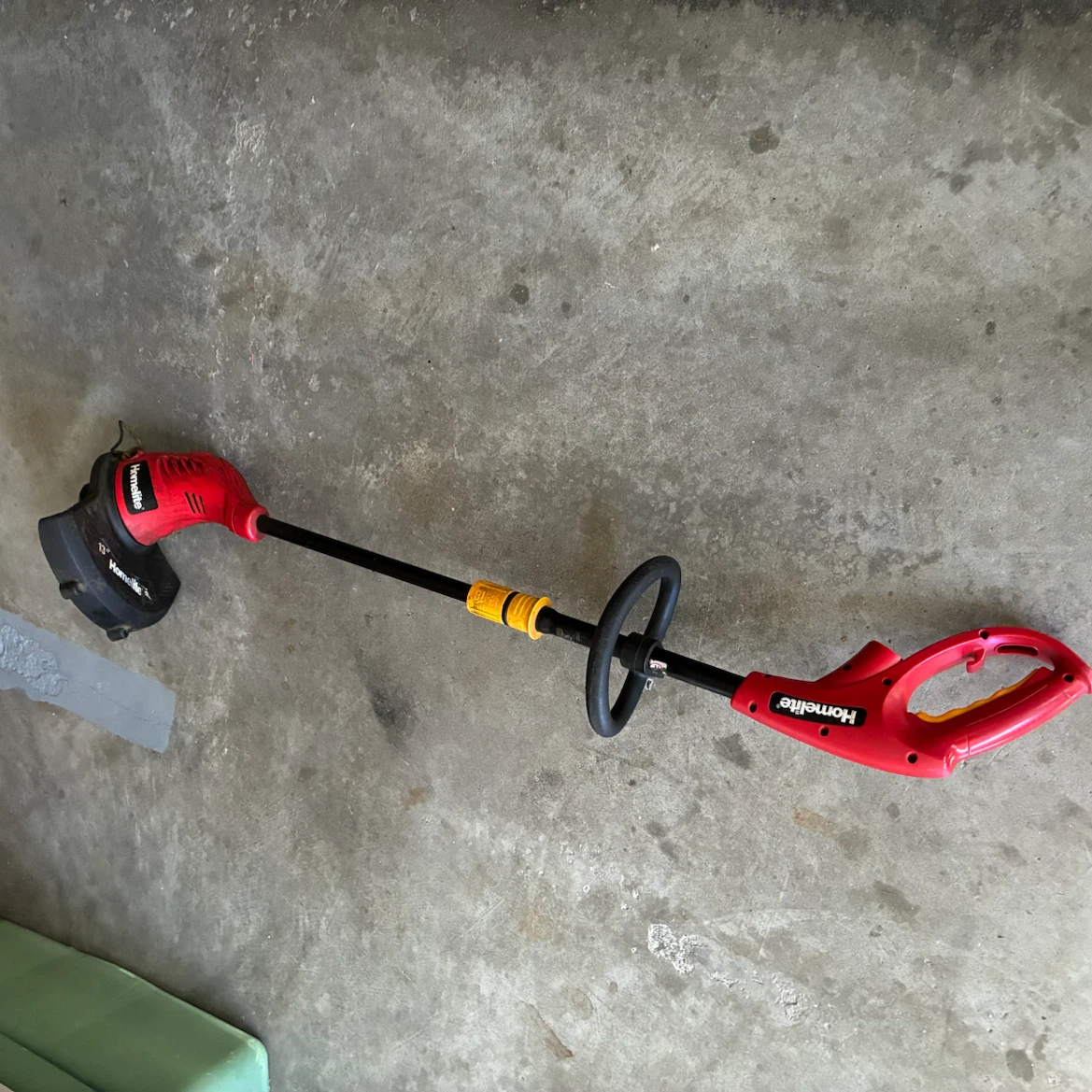 Homelite 13-inch string trimmer - photo 2