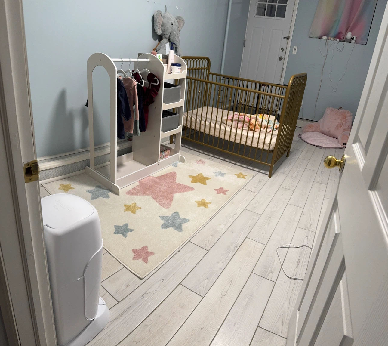 Baby crib