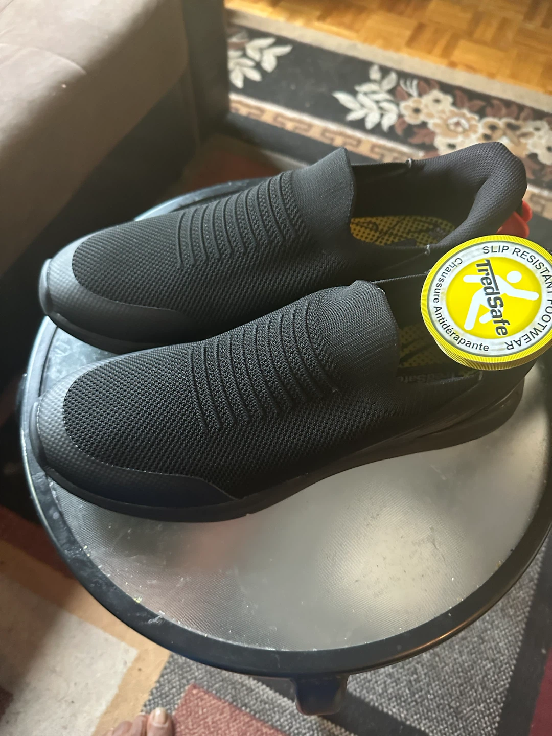 New TredSafe Slip-Resistant Shoes Size 13