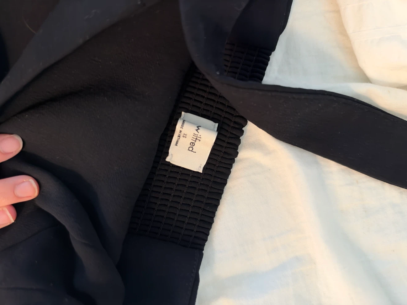 wilfred aritzia halter top - photo 4