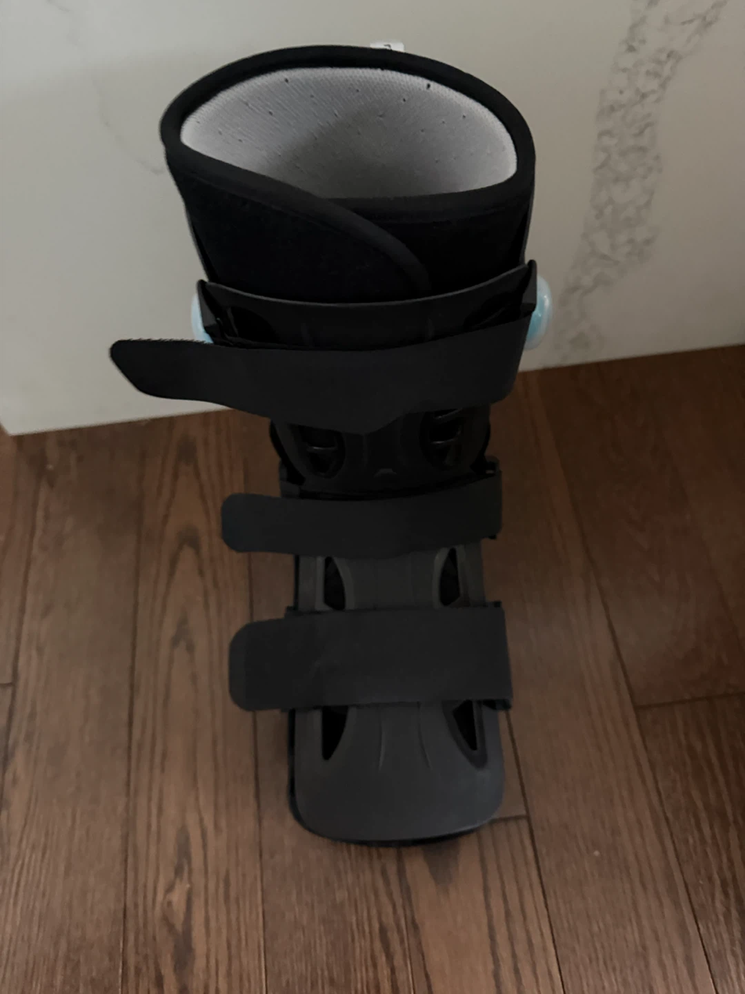 Medical Orthopaedic Walking Boot - photo 2
