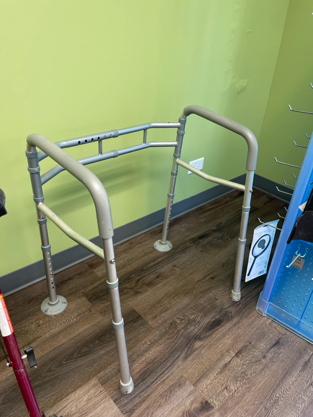 Adjustable Toilet Safety Rail
