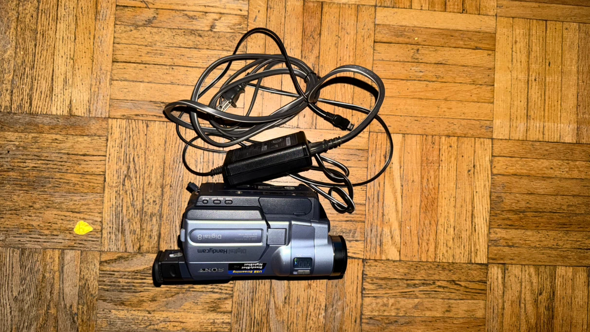 Sony Digital Handycam DCR-TRV250 Camcorder