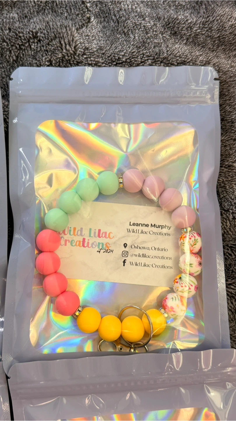 Beaded wristlet keychains summery, beaded pens with cup charms - photo 4