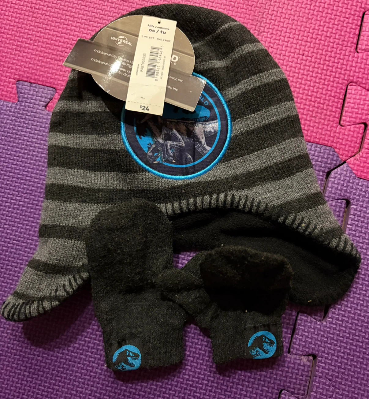 Jurassic World Kids Hat and Mittens Set ~ Size Small
