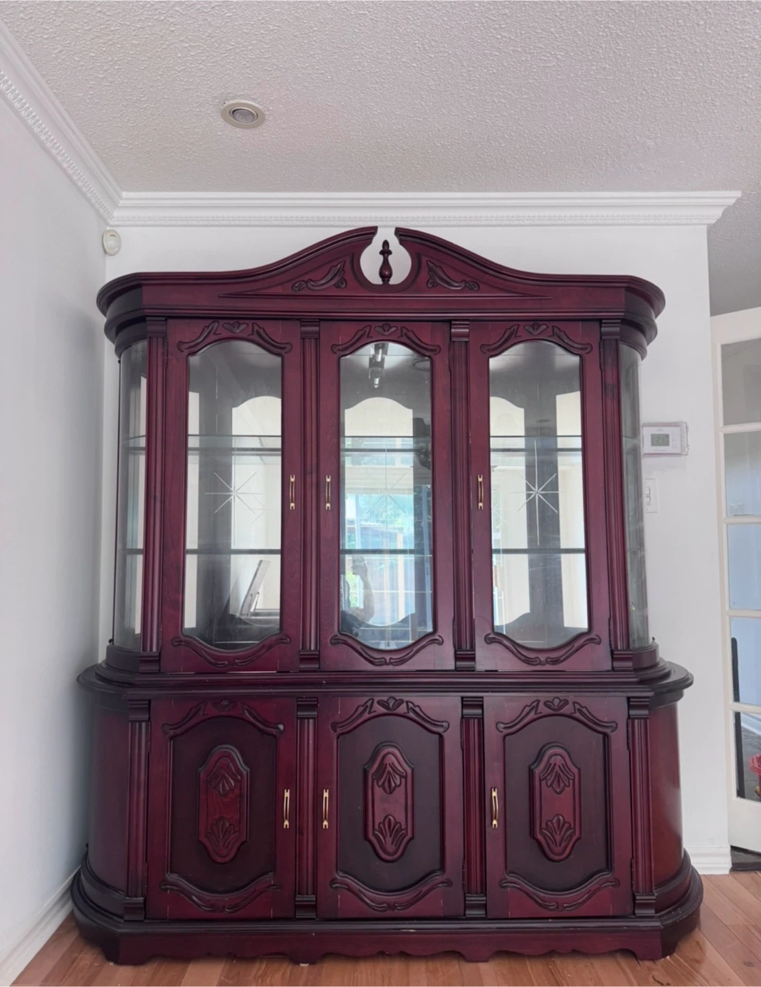 DISPLAY CASE