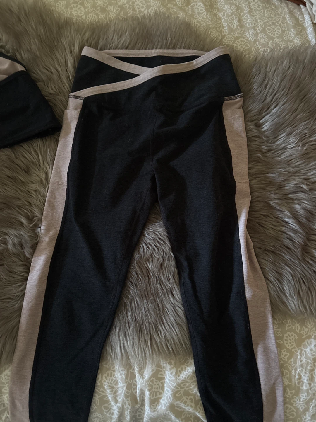 Beyond Yoga Matching Yoga Set Black with beige - photo 4
