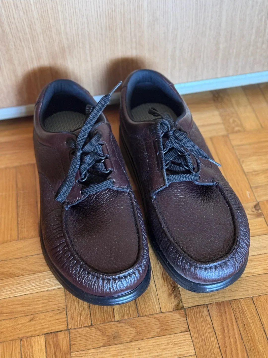 SAS Brown Leather Walking Shoes(size 9)