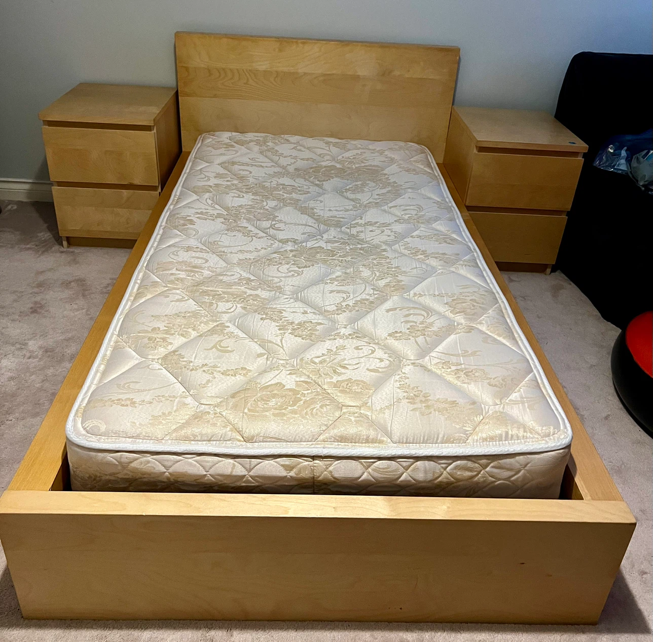 Bedroom set