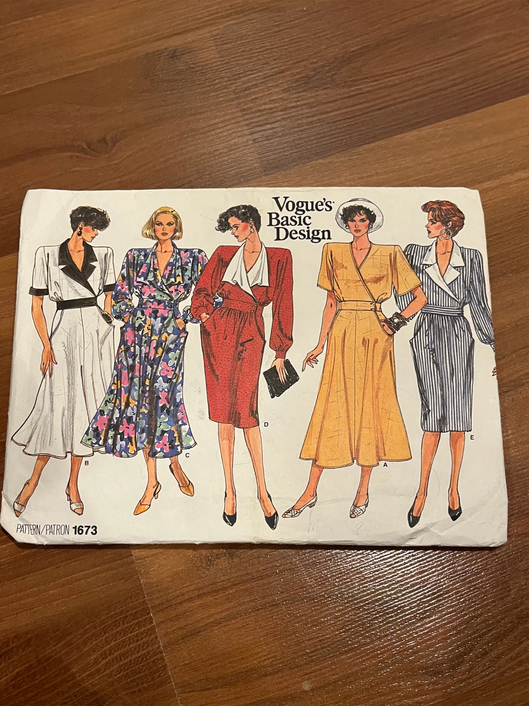 Vogue Basic Design Dress Sewing Pattern 1673