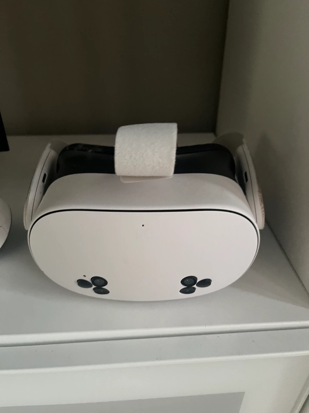 Meta Quest 3 VR Headset with Controllers